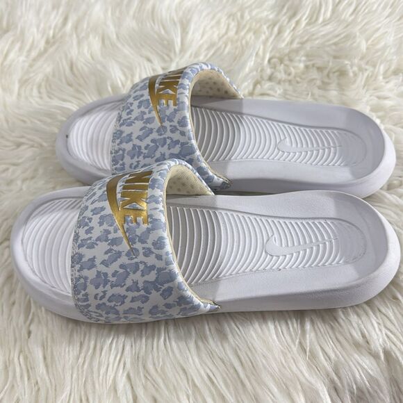 NIKE SANDALS SIZE 6 - Picture 2 of 5